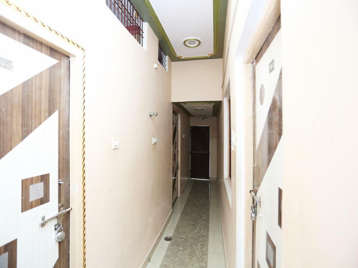Spot On 45585 Hotel Aakash Ganga Varanasi Exterior photo